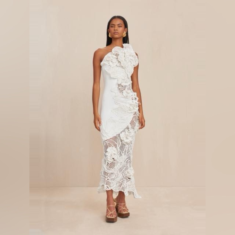 Cult Gaia
GALLA CROCHET GOWN - Picture 6 of 11